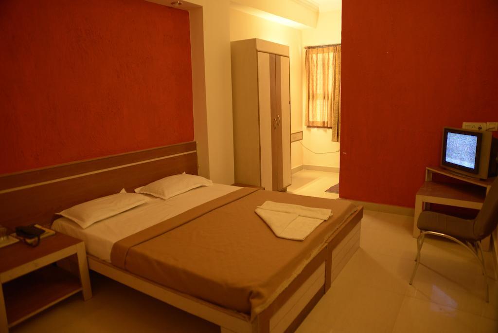 Hotel Sri Sai Krupa Hyderabad Bilik gambar