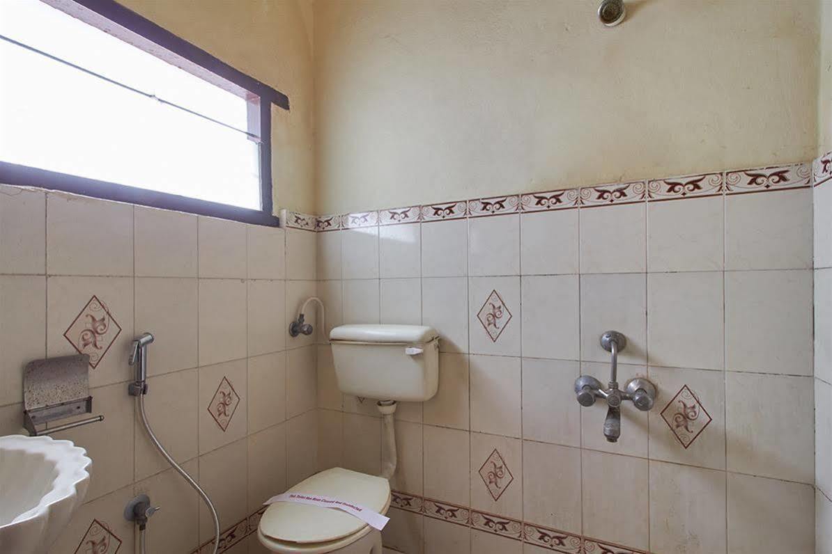 Hotel Sri Sai Krupa Hyderabad Luaran gambar