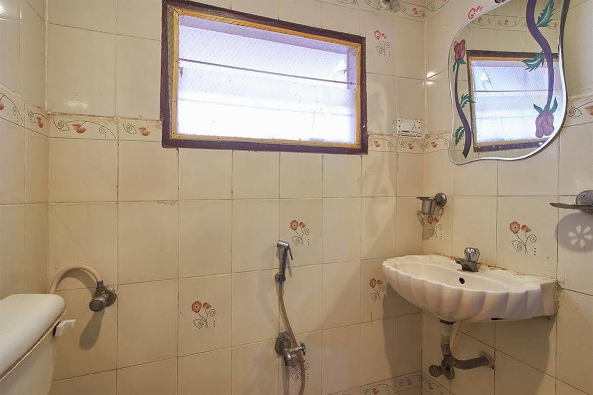 Hotel Sri Sai Krupa Hyderabad Luaran gambar