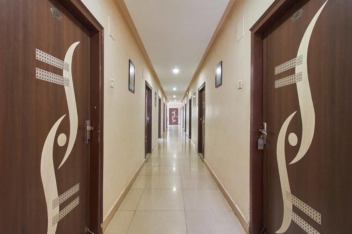 Hotel Sri Sai Krupa Hyderabad Luaran gambar